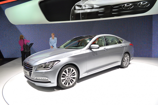 Nový Hyundai Genesis 2014 pro Evropu odhalen, jen se šestiválcem 3,8 GDI