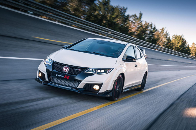 Honda Civic Type-R 2015 má českou cenu, k mání ale bude až od září