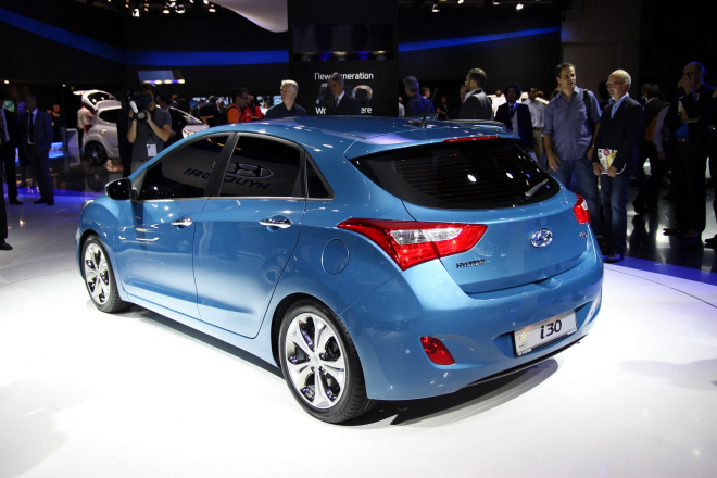 Nový Hyundai i30: detailní informace a živé fotky