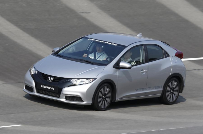 Honda odhalila tříválec pro Civic, 10st. automat, autopilot i elektrický sporťák