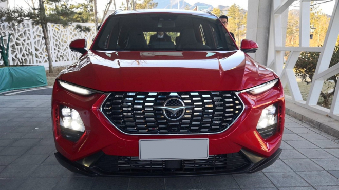 Nové čínské SUV je neuvěřitelnou kopií řady jiných aut, mixuje i Hyundai s Opelem