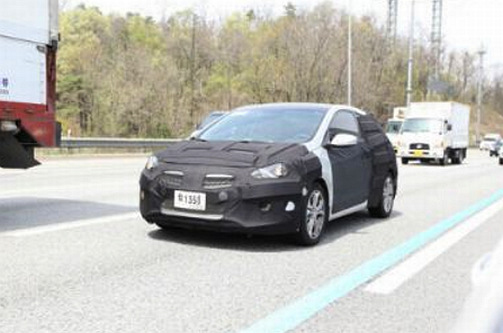 Hyundai i30 3D: třídvéřová verze přistižena, korejské GTI už se valí