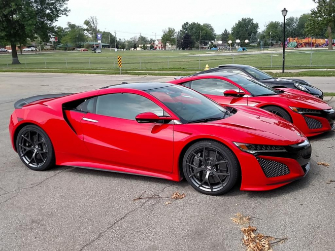 Nová Honda NSX nafocena v provozu, hned v několika exemplářích (foto)