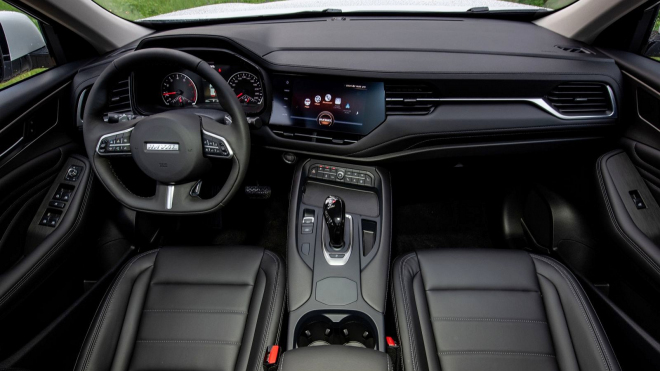 Číňané těží z úpadku, i v době poklesu trhů jejich prodeje aut v zahraničí raketově rostou