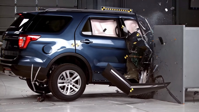Jak bezpečná jsou ve skutečnosti velká SUV? Test IIHS ukázal smutnou pravdu