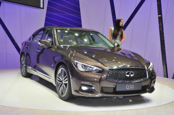 Infiniti Q50 2013 2,2D už má své ceny, začínají kousek za milionem Kč