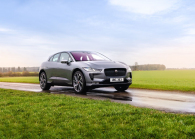 Des dizaines de nouvelles voitures électriques arrivent sur le marché. Qui les achètera dans la situation actuelle, se demandent même les médias du monde entier - 4 - Jaguar I-Pace 2021 nove foto 04