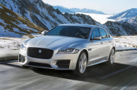 Jaguar XF 2,0D AWD 2016: s pohonem 4x4 přichází lepší trakce i horší dynamika