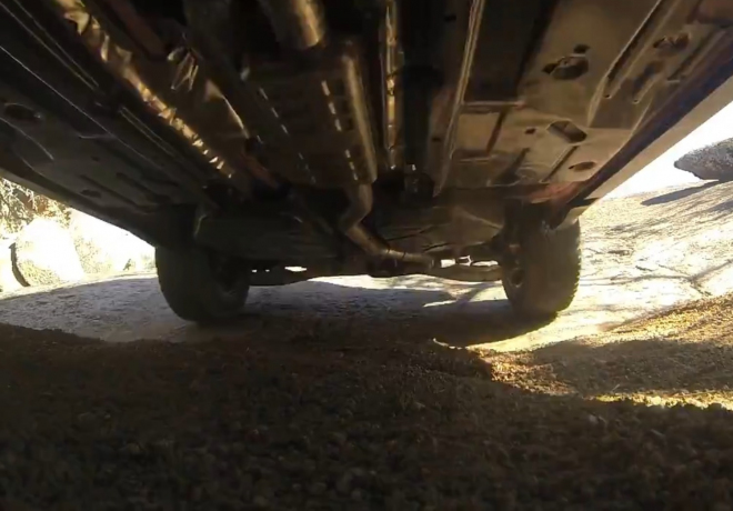 Jeep Cherokee 2014: Robocop v terénu nepůsobí jako slon v porcelánu (video)