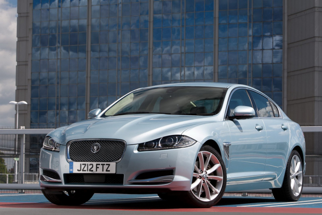 Jaguar XF 2,2d se sníženým výkonem: 163 koní za méně peněz