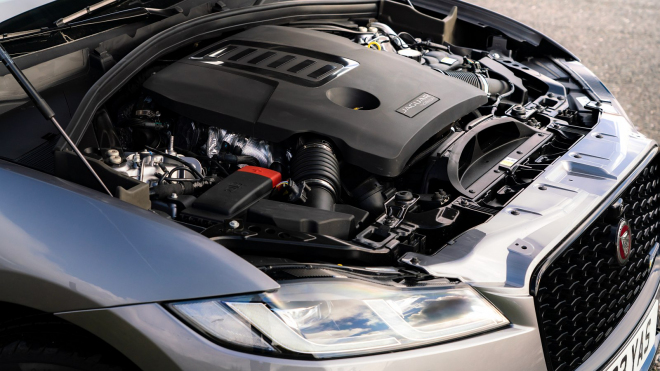 Sebevražda v přímém přenosu: Jaguar skončí s výrobou spalovacích aut už v červnu, aniž by pro ně měl jakoukoli náhradu