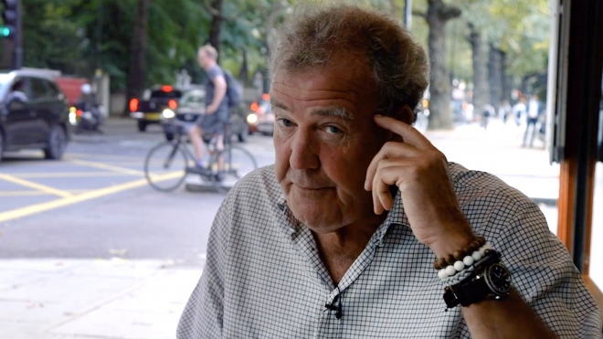 Jeremy Clarkson se tvrdě opřel do cyklistiky, přírodě podle něj jen škodí