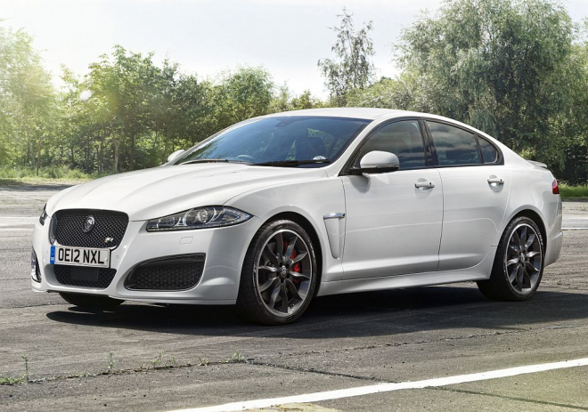 Jaguar XFR Speed Pack: až vás omrzí omezovač rychlosti na 250 km/h