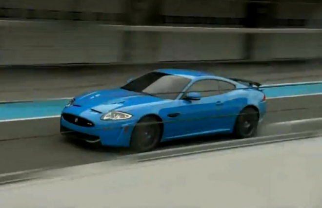 Jaguar XKR-S: superkočka v okruhové akci (video)