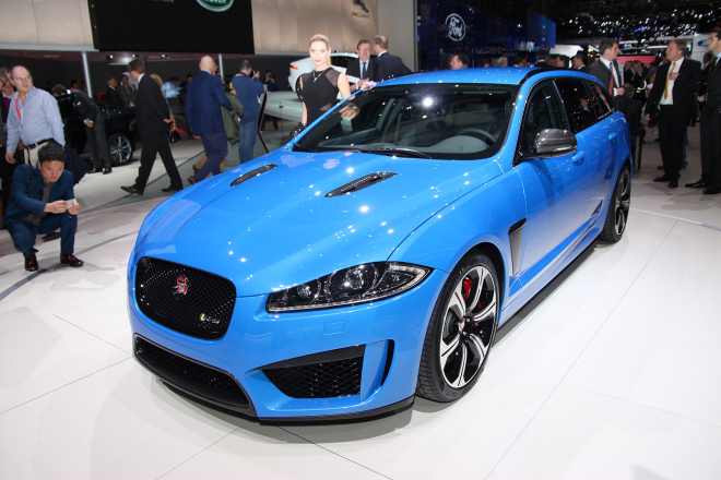 Jaguar XFR-S Sportbrake oficiálně: 550 koní pro kombi, i to zvládá 300 km/h