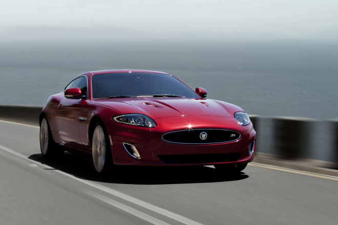 Jaguar XK 2011: nová tvář, stará technika