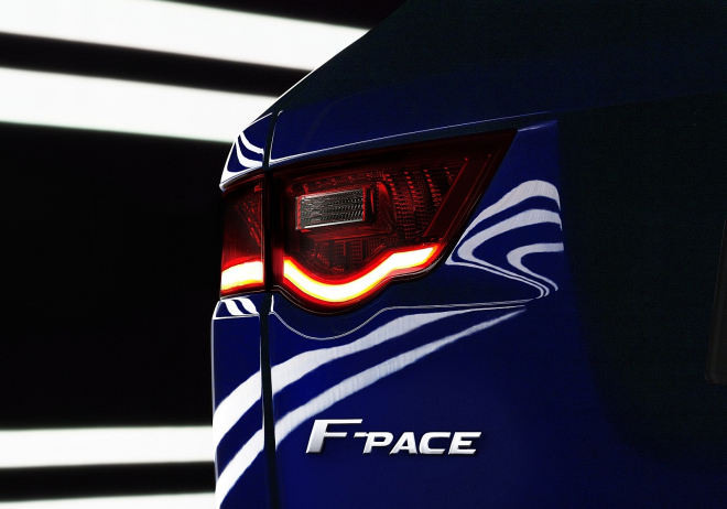 Šéfdesignér Jaguaru chtěl pro SUV jméno X-Type, odpor k F-Pace mu dává zapravdu