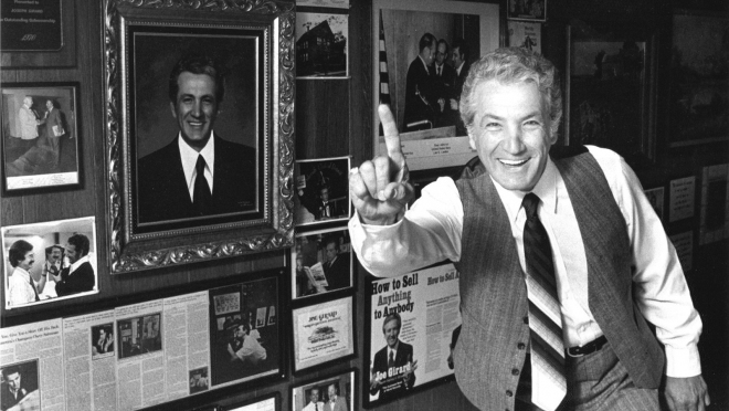 Po nehodě zemřel nejlepší prodejce aut všech dob, z prvního dealerství ho vyhodili