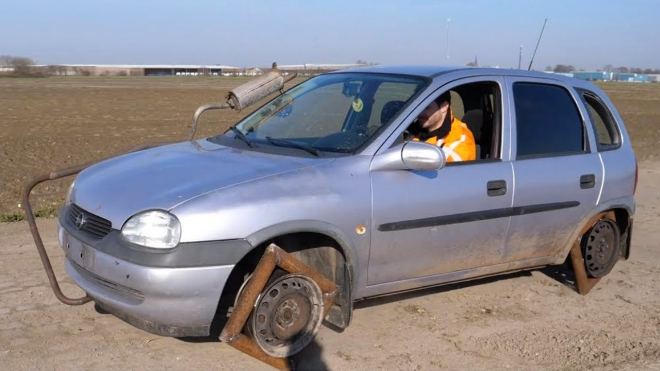 Jízda autem se čtvercovými koly teprve ukazuje, proč jsou běžně kulatá