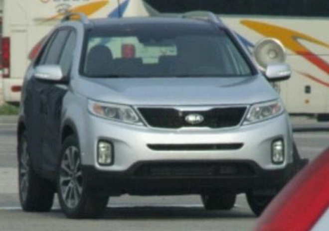 Kia Sorento 2013: facelift nafocen bez maskování, tentokrát evropský?