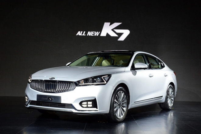 Kia Cadenza 2016: nová generace do detailu, koní má nakonec „jen“ 290