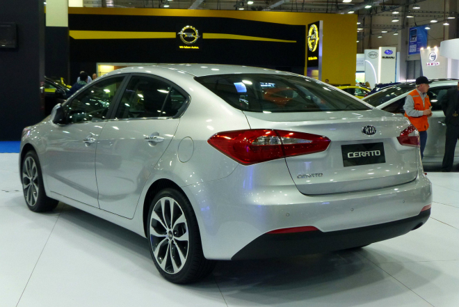 Kia Cerato 2013: novinka má po premiéře s druhým jménem, zatím v Chile