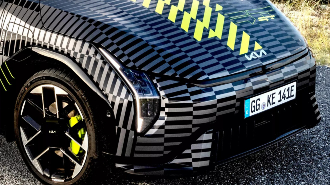 Kia chce vyrazit proti autům jako VW Golf R s tímhle. Přejeme hodně zdaru, už vzhledem bude odrazovat