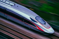 Rusové chtějí změnit své železnice k nepoznání. Chystají úplně nové vlaky, rychlý Bouřňák poprvé ukázali i zevnitř