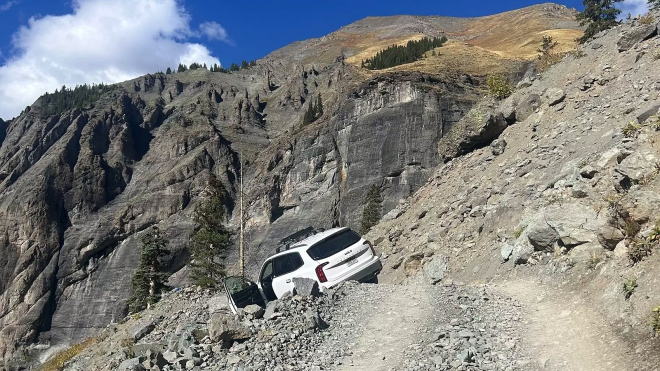 Ironie osudu: Údajně terénní Kia selhala a zůstala uvíznutá v oblasti, po které je pojmenována
