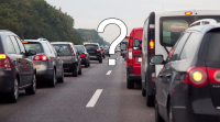 Proč na silnicích vznikají zácpy, i když k tomu není žádný zvláštní důvod?