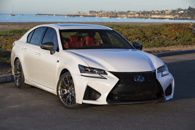 Lexus GS F 2016 odhalil všechny detaily, s 477 koňmi udělá stovku za 4,6 s