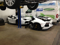 K mání jsou dvě Lamborghini za cenu poloviny jednoho, žádné ale nejezdí