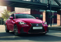Lexus IS 2017: jemný facelift si pohrál s přídí, interiérem i dalšími detaily