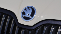 10 tajemných znaků automobilek: i logo Škody má svůj příběh