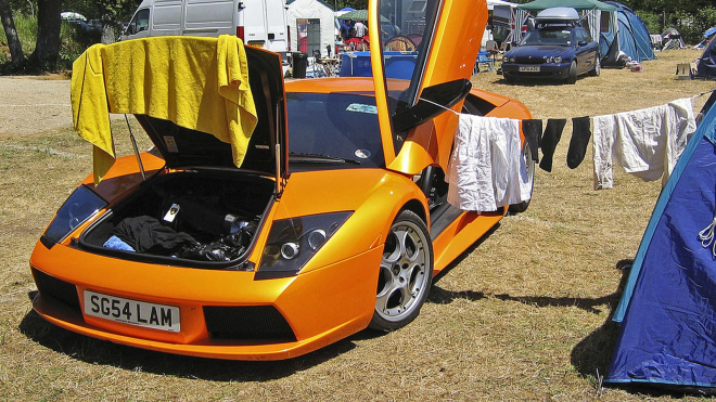 Nejvíce ojeté Lambo světa už zase jezdí 290 km denně, jde po 500 tisících km