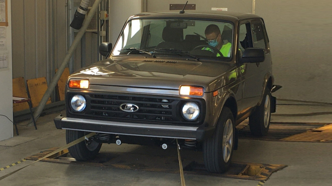 V Británii získávají díky Brexitu certifikaci zpět auta, která už mají v EU utrum