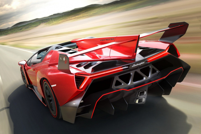 Lamborghini Veneno Roadster oficiálně: ze 750 koní přijde každý na 113 tisíc Kč