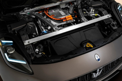 Maserati začalo na své elektrické propadáky nabízet slevy, jaké svět ještě neviděl, za cenu jednoho auta můžete mít dvě