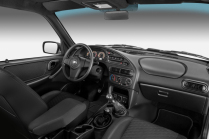 Lada présentera un nouveau Niva, mais il s'agira d'un mélange de deux voitures déjà bien connues - 4 - Lada Niva Travel BLACK 2022 première photo 04