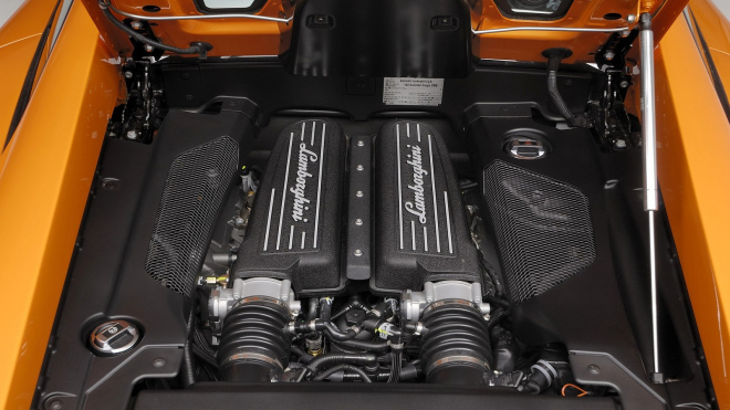 První moderní Lamborghini jako ojeté nestojí až tak velké peníze, ještě levnější je jeho údržba. A vydrží