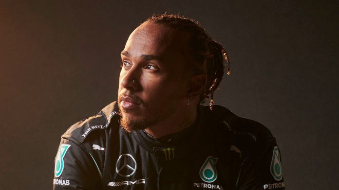 Lewis Hamilton to znovu přehání s aktivismem, nyní kvůli němu dokonce změní své jméno