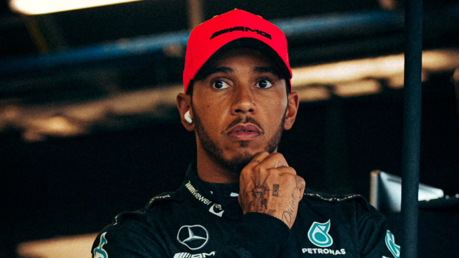 Lewis Hamilton se sám znovu usvědčil ze lži, tentokrát ho to zřejmě i bude něco stát