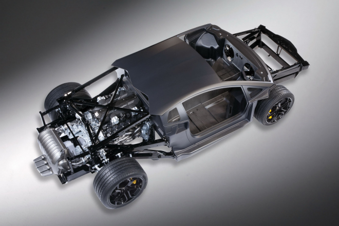 Lamborghini Aventador LP700-4 opět poodhaleno, prohlédněte si šasí na kolech