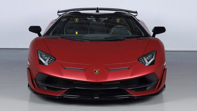 Někdo najezdil s Lamborghini za 12 milionů přes 42 tisíc km za 10 měsíců, vidět jste ho mohli i v Praze