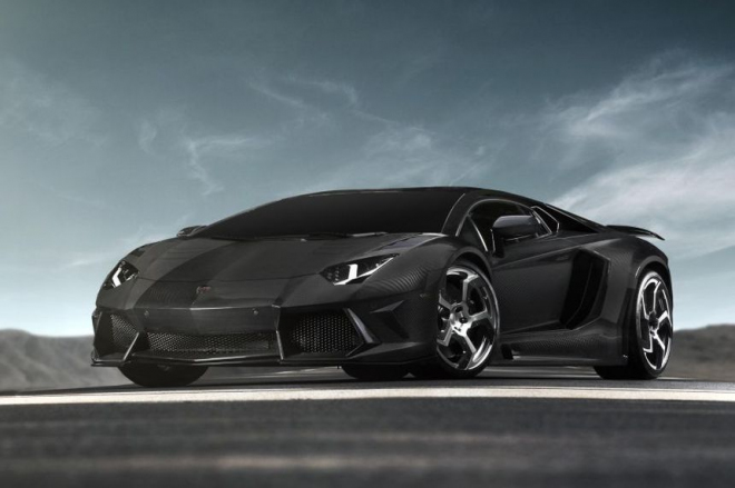 Mansory Carbonado Black Diamond: Aventador vysvlečený do naha