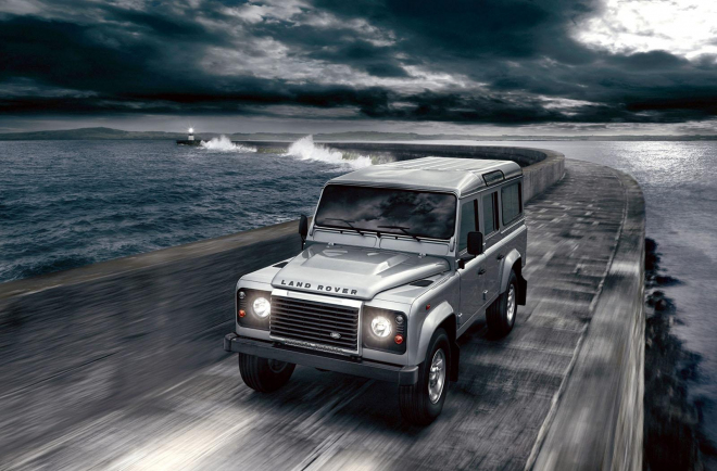Land Rover Defender 2012: nový diesel 2,2 a maximálka až 145 km/h