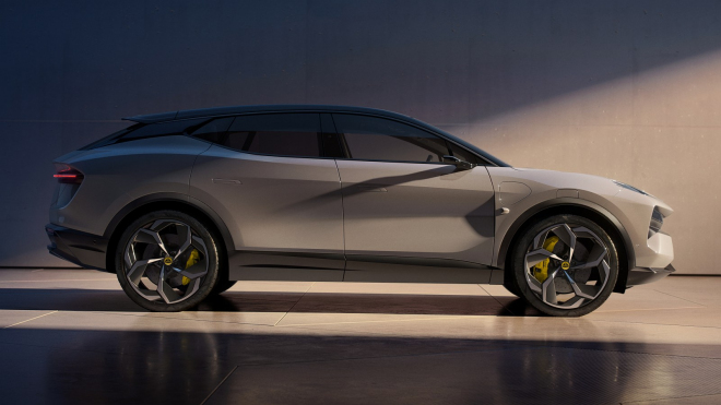 Britský král si koupil čínské auto a ještě se tím chlubí, to je také pozoruhodný posun