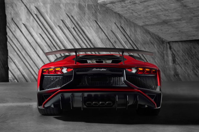 Lamborghini Aventador HyperVeloce se ukáže v Ženevě, dostane 800 koní