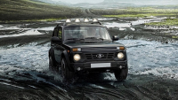 Je suppose que rien ne tuera Lada Niva, même ses dernières funérailles prévues ont été officiellement annulées.