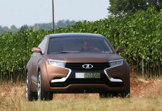 Lada X-RAY: ruský automobilový rentgen v detailech i v pohybu (video)